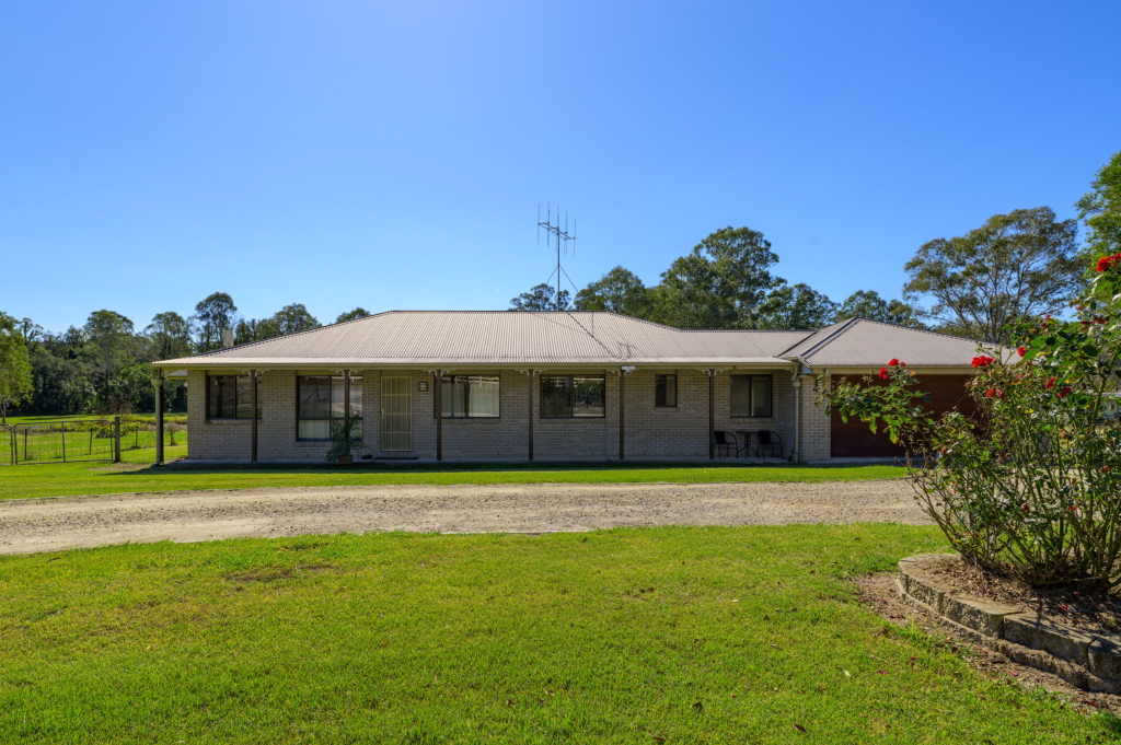 Front of house at 114 Settlement Road Curra